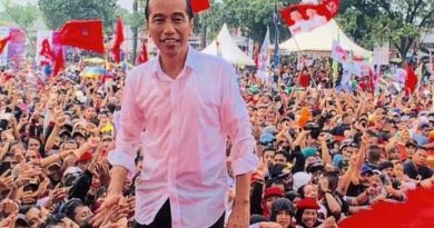 Hujan dan panas, kampanye Jokowi tetap dibanjiri warga
