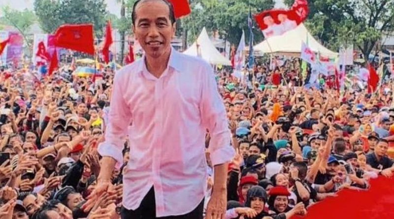 Hujan dan panas, kampanye Jokowi tetap dibanjiri warga