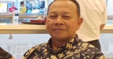 Drs H Fakhrizal Usman MSi.