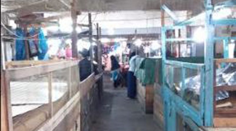 Pasar tradisional di Tanjungpinang sepi saat hari pencoblosan 17 April 2019