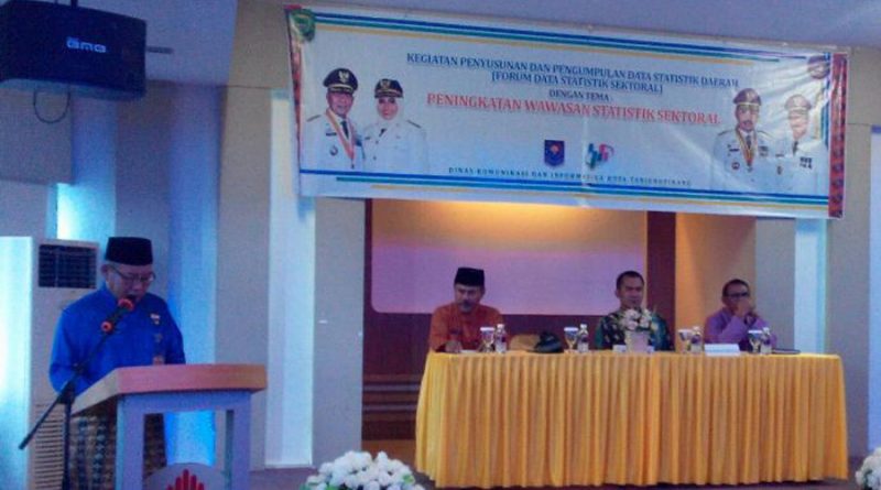 Rapat membahas pentingnya validitas database Pemko Tanjungpinang di Hotel Bintan Plaza