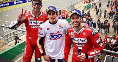 Pebalap Honda Respol, Marquez bersama Dovisioso dan Petrucci usai laga di Le Mans Prancis semalam.