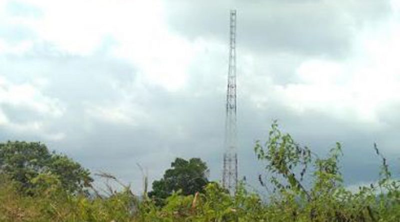 tower di jemaja, belum menyelesaikan krisis jaringan internet