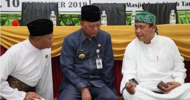 wako tanjungpinang syahrul dan pengurus masjid