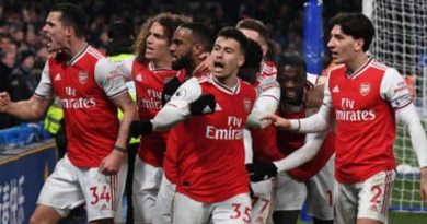 10 pemain Arsenal