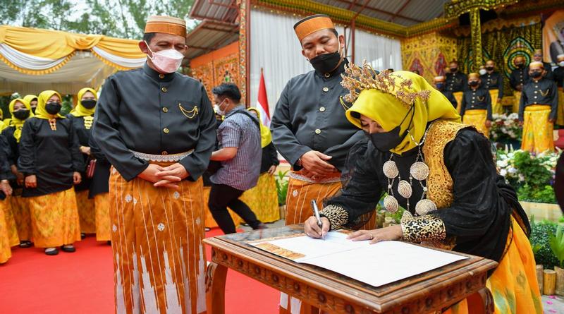 Gubernur Ansar Hadiri Pelantikan BPC KKSS Kecamatan Kundur
