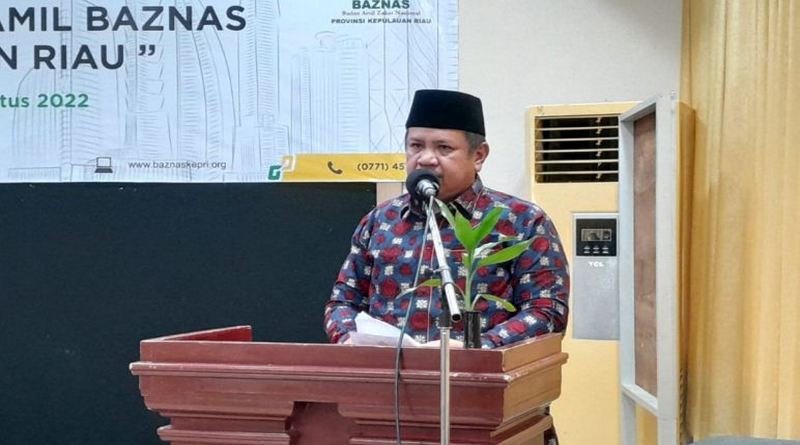 Kepala Kantor Wilayah Kementerian Agama Provinsi Kepulauan Riau, Mahbub Daryanto 088yyhiu