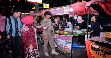 Ramai Pengunjung Bazar Imlek, Wali Kota Tanjungpinang Ingin Ada Acara Serupa Setiap Pekan