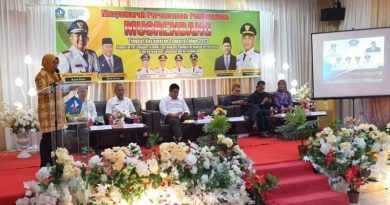 Wakil Ketua DPRD Bintan Fiven Sumanti menyampaikan sambutan pada pembukaan Musrenbang Kecamatan Toapaya. F- humas dprd bintan