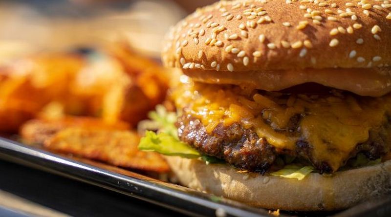 juragan burger top kampung bugis 87776
