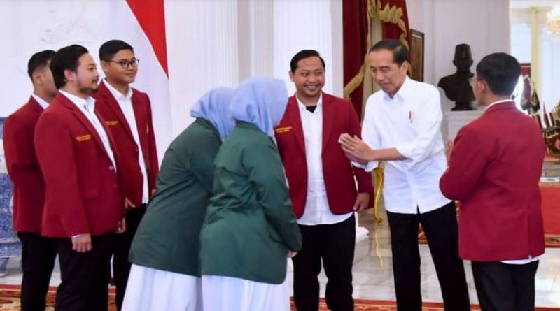 presiden jokowi menerima organisasi mahasiswa islam 865uu