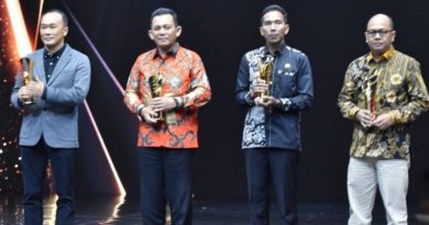 gubernur ansar raih indonesia award 2023 9uhij
