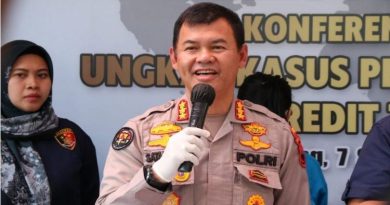 Kabid Humas Polda Jawa Tengah, Kombes Pol Stefanus Satake Bayu 9h76ytuyh
