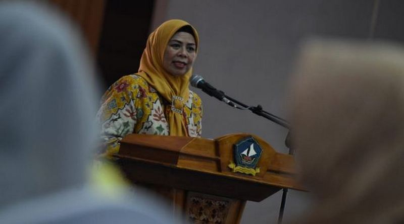 Ketua TP-PKK Provinsi Kepulauan Riau Hj. Dewi Kumalasari Ansar 0-90-po