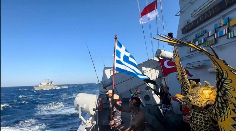 Manuver Terakhir KRI Frans Kaisiepo-368 di Laut Mediterania dengan Bendera PBB 90i