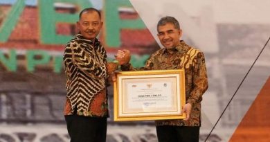 Sekdaprov Adi Hadiri Pisah Sambut Kepala BPN Kepulauan Riau 88yu