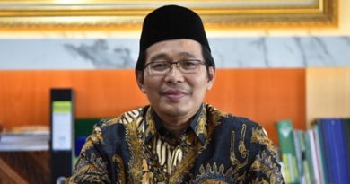 Plt Direktur Pendidikan Diniyah dan Pondok Pesantren (PD Pontren) pada Ditjen Pendidikan Islam, Waryono Abdul Ghafur