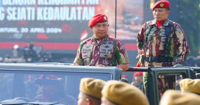 Panglima TNI Pimpin Upacara Peringatan HUT ke-72 Kopassus klhghk